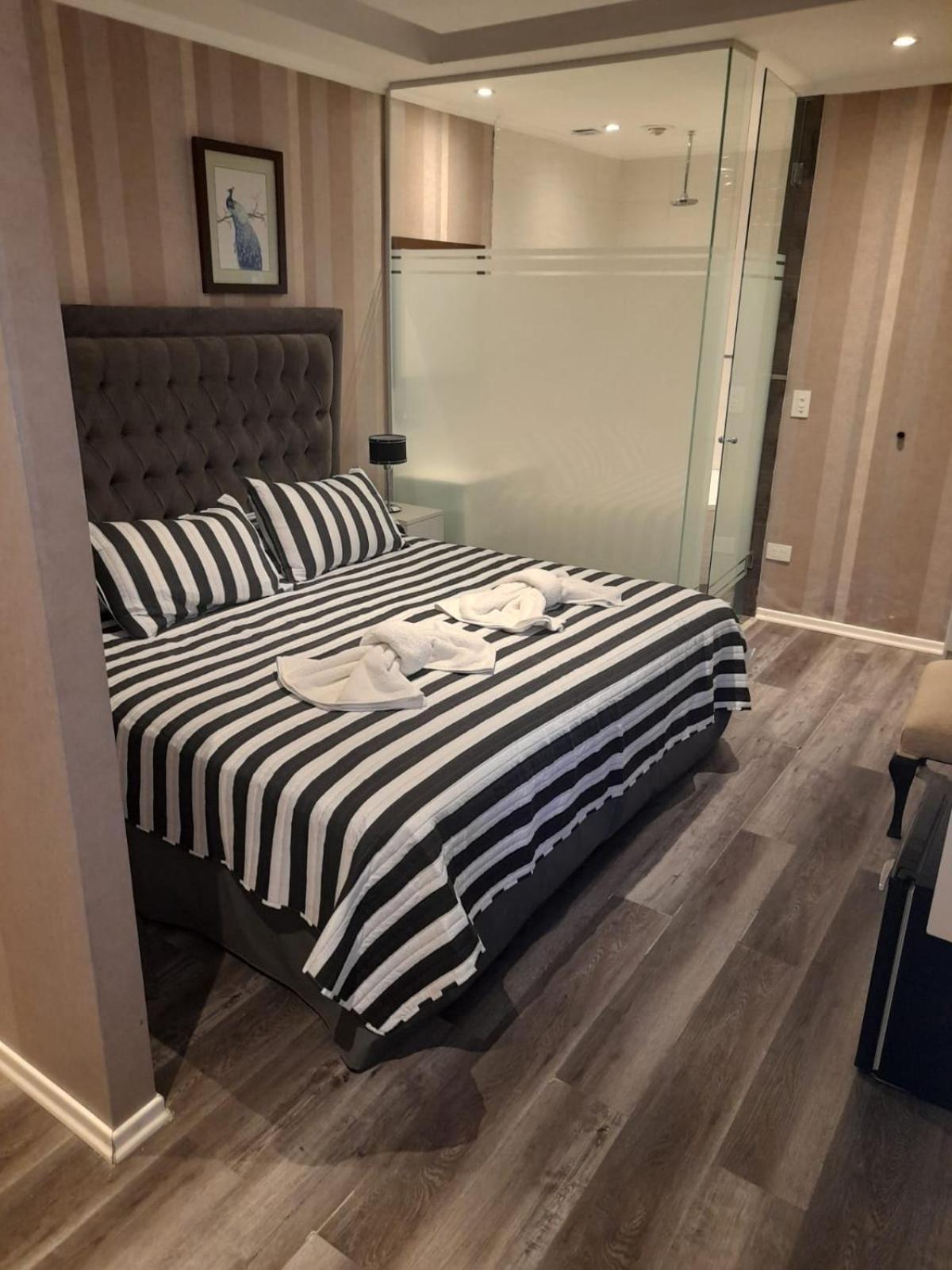 Hotel Hermitage Тандил Экстерьер фото